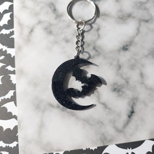 bats moon keyring, bats keyring, halloween keyring, halloween accessory, bat, bats, moon, goth