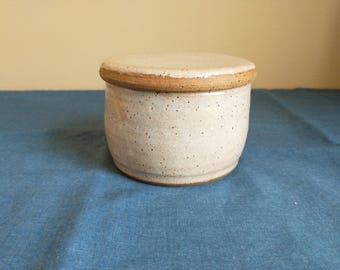 Butter Crock Holds 1 Stick Grey Speckled Flat Top