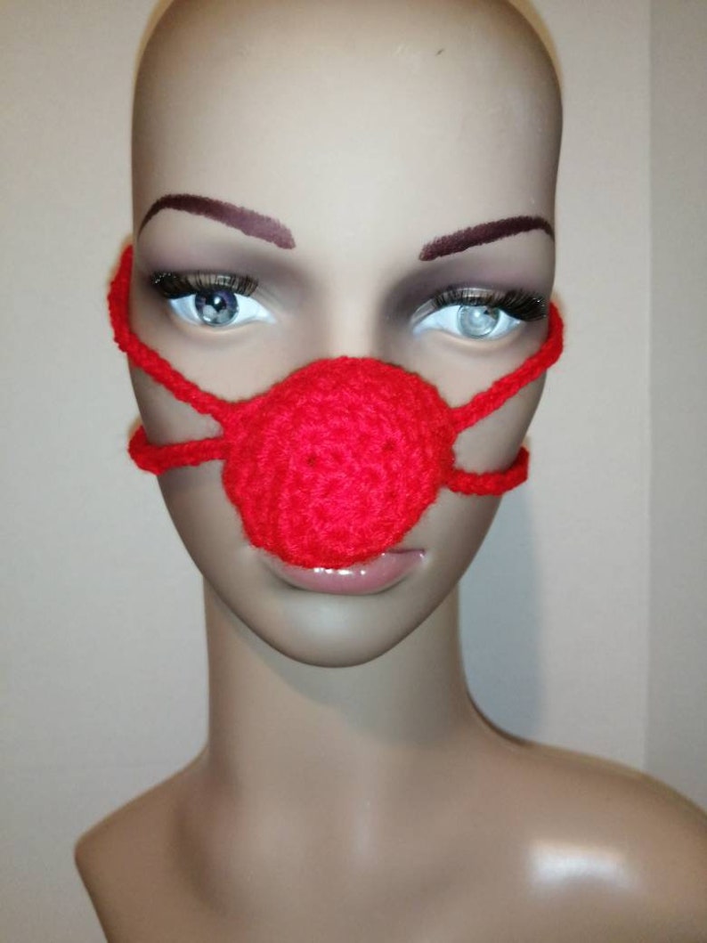 hand knit clowns nose