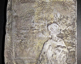 YUREI Clay Relief - Handmade Japanese Ghost Sculpture, Silver/Gold, 10x10cm