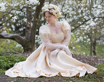 1820s Biedermeier cream dress, Late regency ballgown