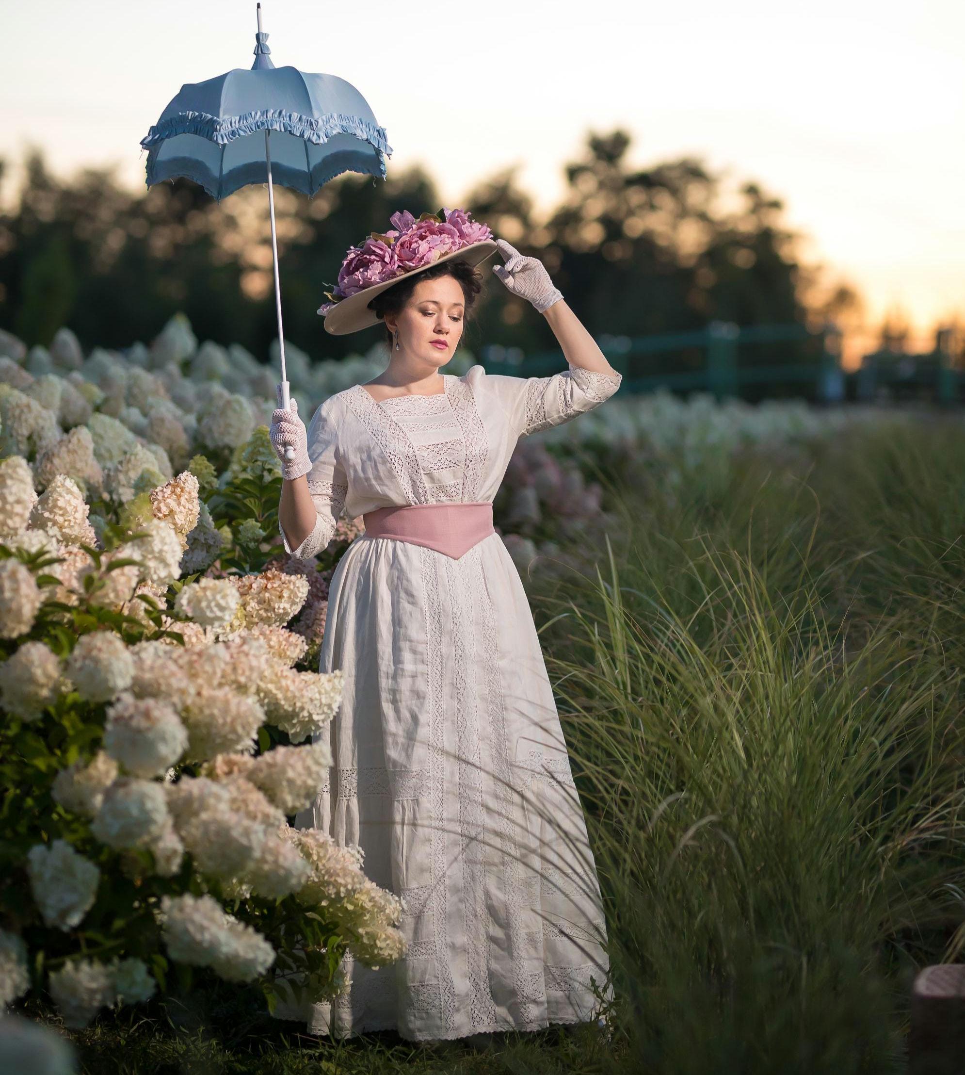 Edwardian milky linen lace tea dress of 1900s, Walking White dress