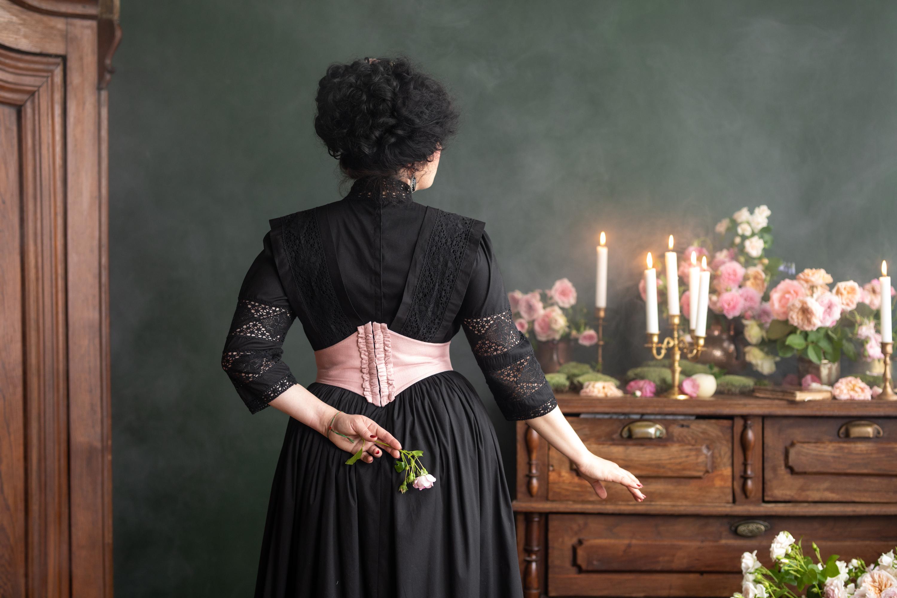 victorian tea party dress Vintage-inspired Outfits That Will Stand Out early Edwardian 1900s gown which will be suitable for summer picnics Discover 93 Attire for Victorian