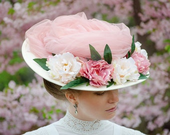 Edwardian cream wide-brimmed hat with flowers and pink tulle, «Titanic» hat, Historic Replica hat