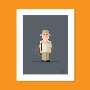 Puede incluir: Una ilustración digital de un hombre con una camisa blanca, pantalones de color caqui y un sombrero marrón. Lleva un rifle y tiene barba blanca. El fondo es gris oscuro.