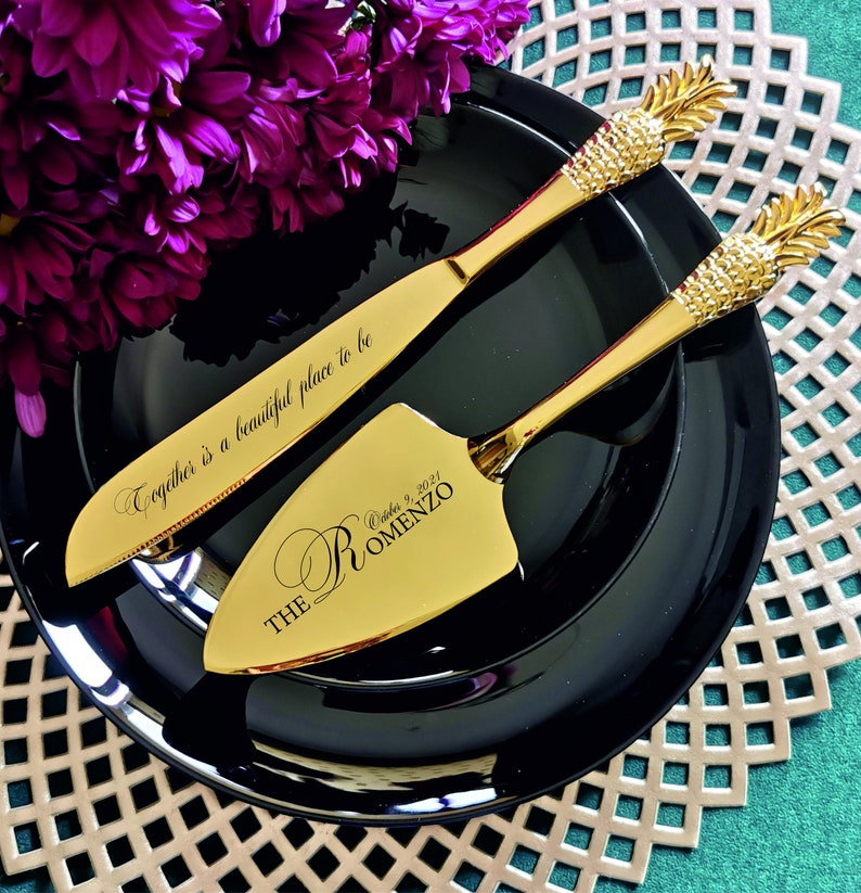 Personalized Wedding Cake Cutter Set: Gold Engraved Spatula and Cake Cutting Knife, Gift for Sister Brother 画像 11