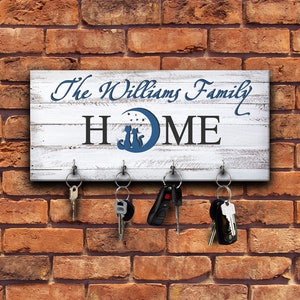 Wedding family sign gift, personalized wooden key hanger, customized anniversary housewarming keepsake for couple, key rack organizer