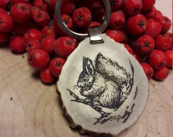 Custom engraved keychain, personalized squirrel keyring gift, animal accessories for nature and pets lovers, best Christmas present