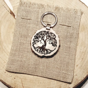 Engraved Tree of Life Keychain: Natural Deer Horn Keyring