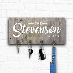 Personalized Family Name Key Rack: Wooden Key Hanger Organizer
