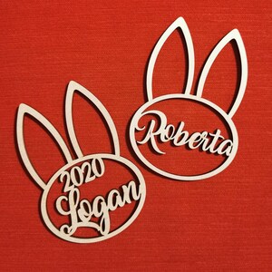 Décoration de lapin de Pâques, étiquette de panier personnalisée fille garçon, cadeau d'ornement de Pâques en bois, carte de visite découpée au laser, couverts, breloque de Pâques