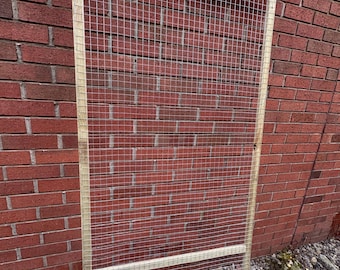 PetSafe Enclosure Panel: Galvanized Mesh, Pressure-Treated Timber (7.5ft x 3ft)