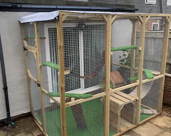 PetSafe Luxury Catio Enclosure : Secure Outdoor Pet Enclosure (7.5ft Tall)
