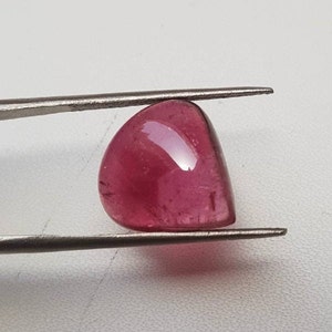 9.05 Carats Top Quality Natural Tourmaline Cabochon Pink Tourmaline Cabochon Tourmaline Heart Shape, Semi Precious Stone 14.5x15x5 mm