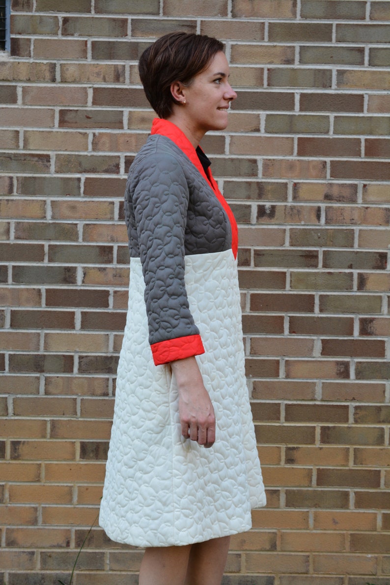 Medium large 14 white 12 quilted 10 1960s Vanity Fair Robe coat Dress orange grey