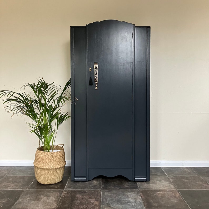 AVAILABLE FOR Commissionhandsome Painted Vintage 1940's Gentleman's