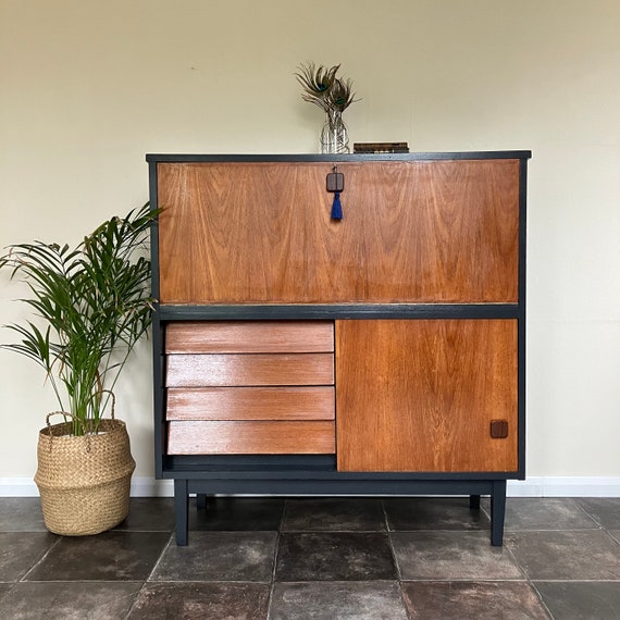 Reclaimed Teak Painted 6 Door Louvre Sideboard From India Reclaimed Teak Painted 6 Door Louvre Sideboard From India