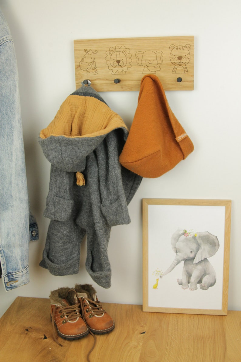 Kindergarderobe KasperoKids Tiere der Wildnis Gr. M Bild 4