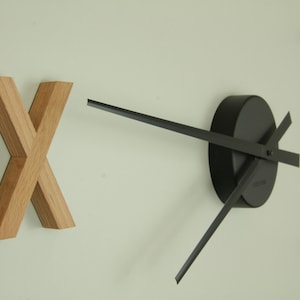 Large designer clock Kasper'o'Clock in solid beech