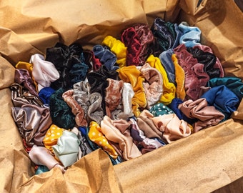 Groothandel scrunchies fluweel en zijde satijn, grote set van 1 tot 500 zijden en fluwelen haarscrunchies, grote scrunchies set