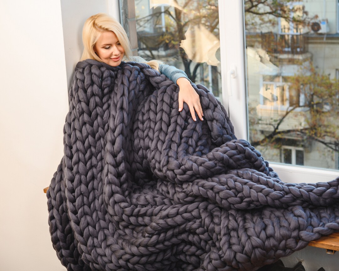 LUXURIOUS Grey Chunky Knit Blanket, Chunky Knit Throw, Chunky Blanket