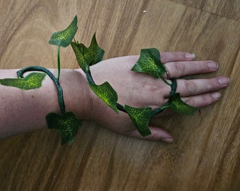 Ivy leaf wrist wrap / arm band