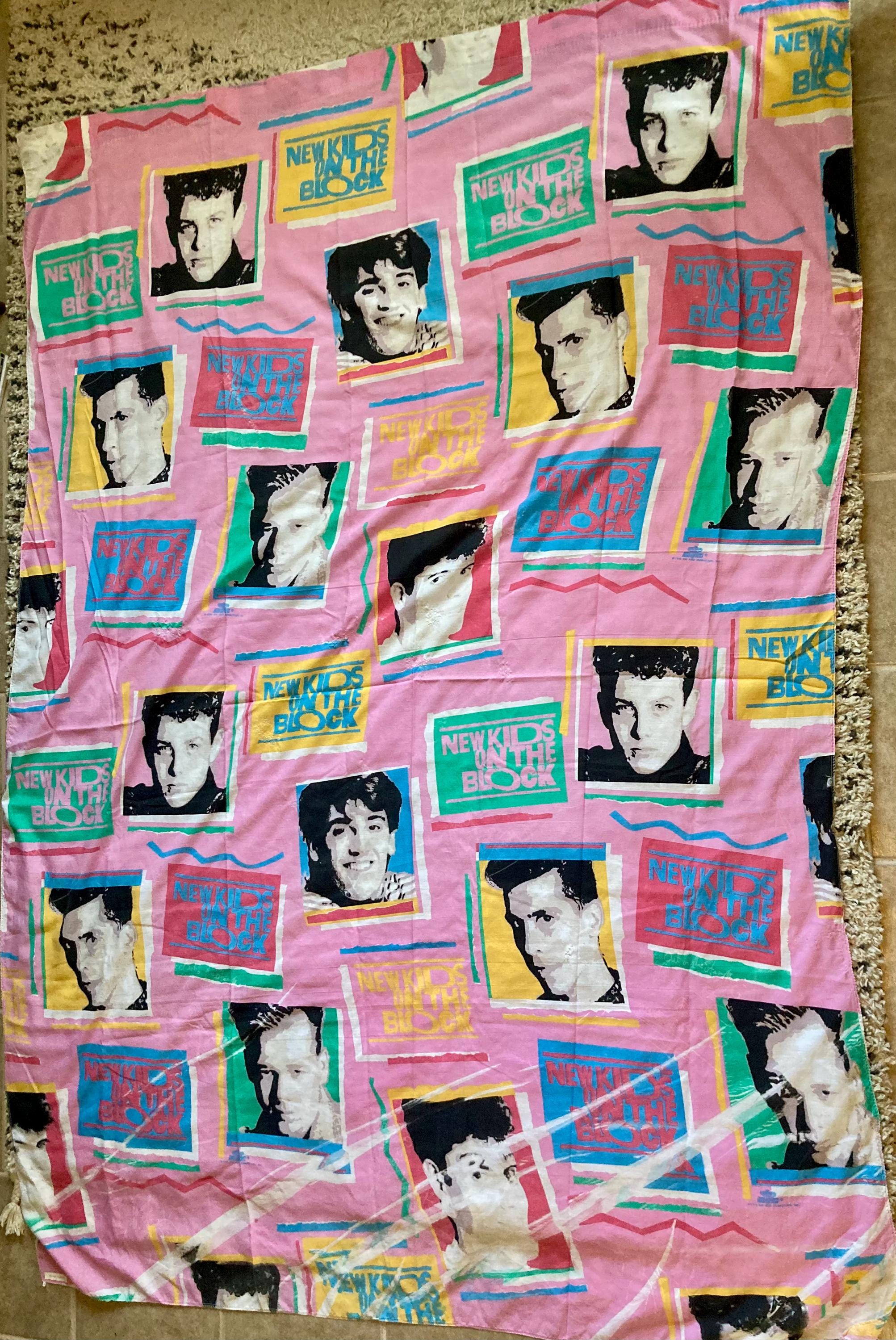Vintage - 1990 - New Kids on the Block - Bed Sheet- 61
