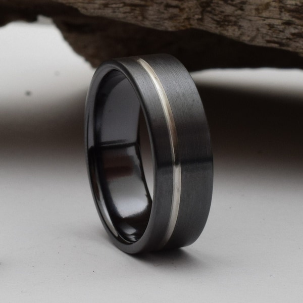 Black wedding band. Black titanium ring for him or her. Bauge homme, alliance homme