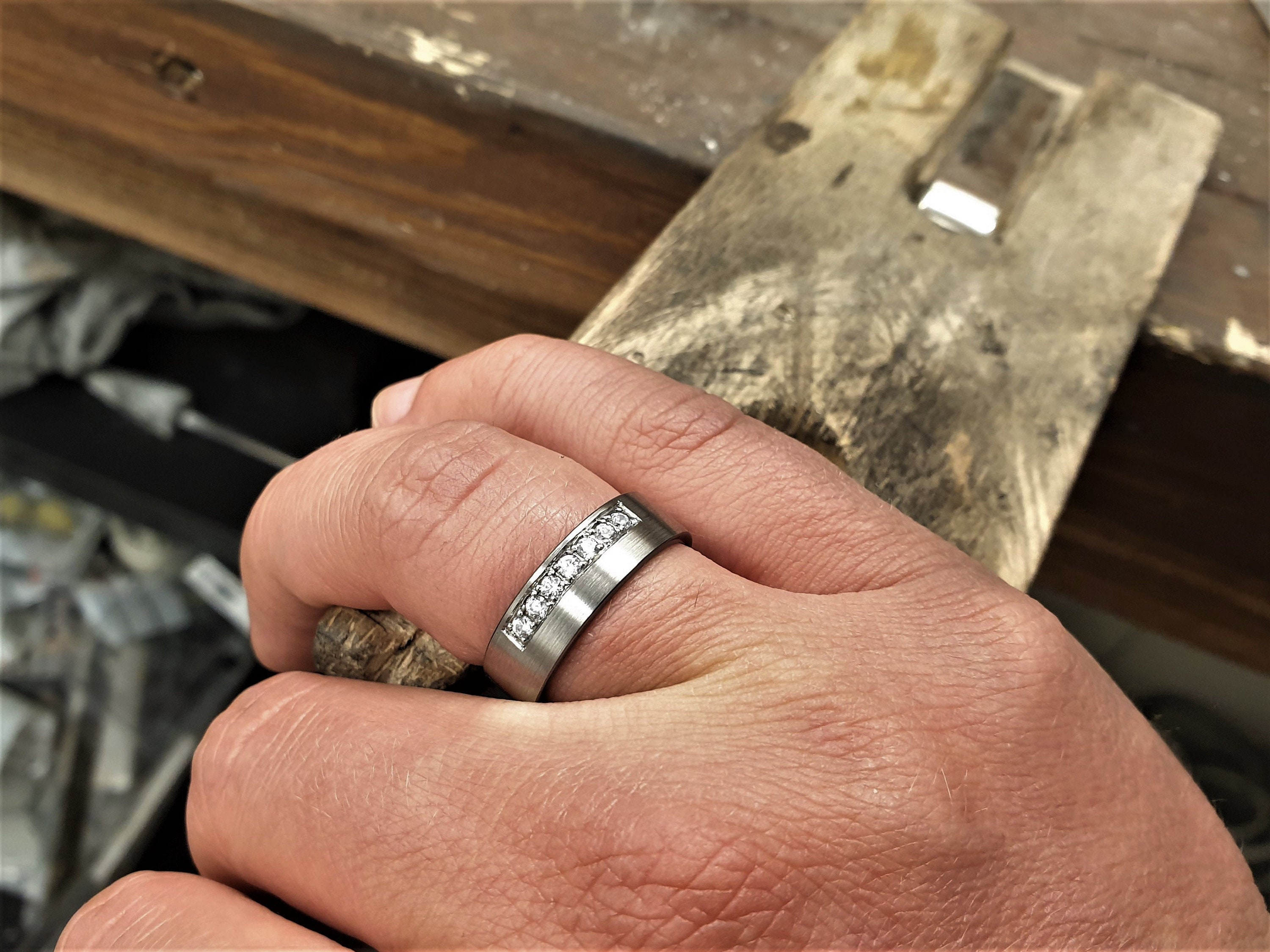 Men's Titanium Steel Ring - Iconic Ring