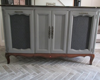 DISPLAY SAMPLE ** Not for Sale ** Vintage Zenith Stereo Console Converted Bar / Buffet Mid Century Traditional Art Deco