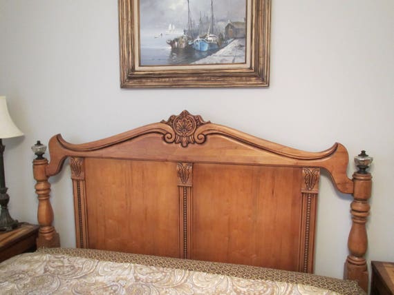 Display Sample Not For Sale Guest Bedroom Set Suite Vintage Pulaski Bed Antique Vanity Desk Nightstands Art Deco Rustic Chic
