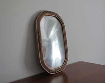 Vintage antik avlång åttkantig träram böjd bubbelkonvex kvicksilverspegelglasfinish antik guld upphöjd relief blommönster
