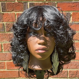 Curly cheap 14&quot; wig with bangs color 1B  quick wig, wand curls heat resistant synthetic wig