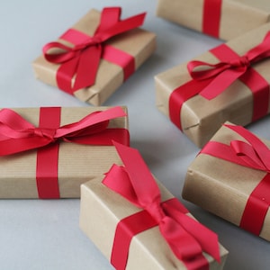 Grosgrain Red Ribbon - Holiday Ribbon - Christmas Ribbon - Gift Ribbon - 24 metres