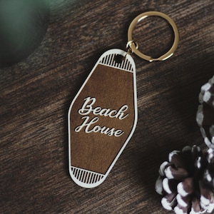 beach house hotel keychain | motel vintage style keychain, beach key ring gift, lake house motel keychains, cabin