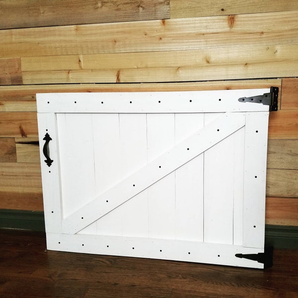Barn Door Baby Gate-Rustic Baby Gate-Wooden Baby Gate-Dog Gate-Rustic Gate-Baby Gate-Interior Gate-Safety Gate