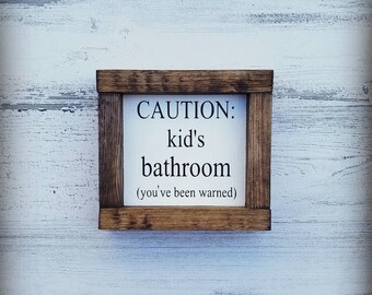 Vorsicht Kinder Badezimmer Zeichen | Badezimmer-Wand-Dekor | Bauernhaus Badezimmer | Holz-Zeichen | Bauernhaus Zeichen | Badezimmer Zeichen | Bauernhaus Stil | Startseite
