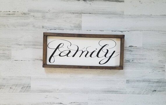 Family sign - Family wood sign - Family wall decor - Farmhouse Decor - Family word sign -  Family Dining room decor - Home Decor - Wood Sign