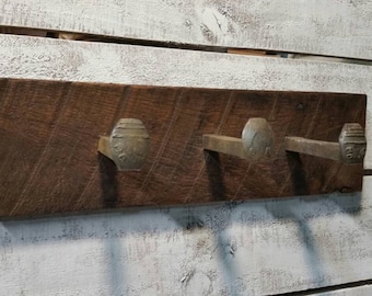 Rustic Coat Rack-Wall Hanger with Railroad Spikes- Reclaimed Pallet and Railroad Spikes Coat Rack-Farmhouse Coat Rack-Entryway Organizer