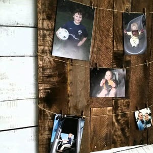 Clothespin Picture Frame-Rustic Picture Frame-Reclaimed Pallet Picture Frame-Wooden Picture Frame-Wood Photo Holder-Farmhouse Decor