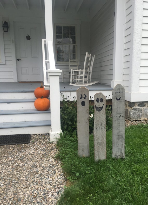 Halloween Ghosts | Wood ghost set | Rustic Ghosts | Halloween Decor | Outdoor Ghosts | Garden Ghosts | Lawn Decor |  Fence Panel Ghosts
