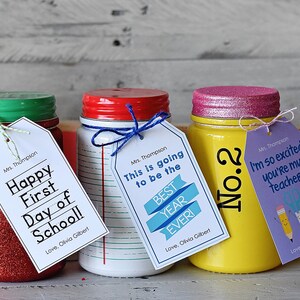 Lehrer zurück in die Schule druckbare bearbeitbare PDF-Geschenkanhänger Kindergarten, Sofortiger Download 3 Designs 1. Schultag, Danke, Bestes Jahr aller Zeiten