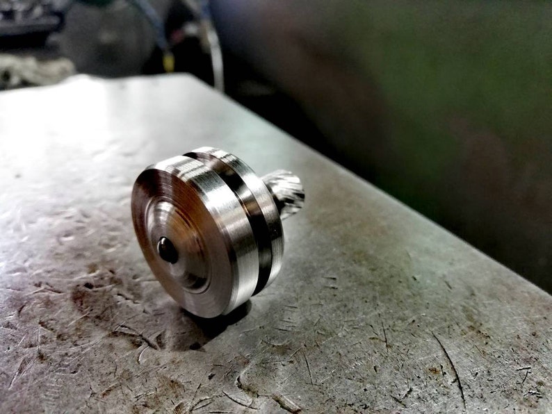 Ceramic bearing Spinning Top Que