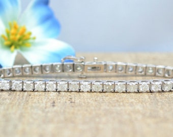 WHITE GOLD  6 3/4 carat diamond tennis bracelet, exclusive looking gorgeous diamond tennis bracelet, diamond tennis bracelet