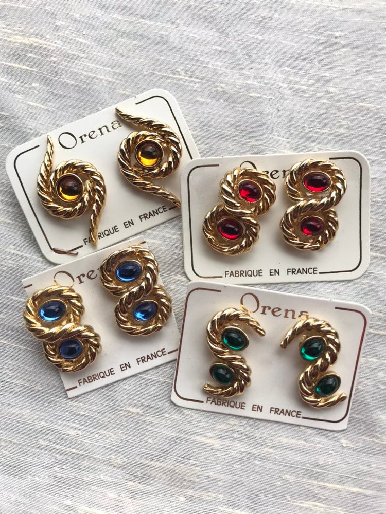 Boucles D'oreilles Clips Vintage ORENA PARIS - Résine Noire Et Verte Motif Feuille, Dorées, Occasion Bon état