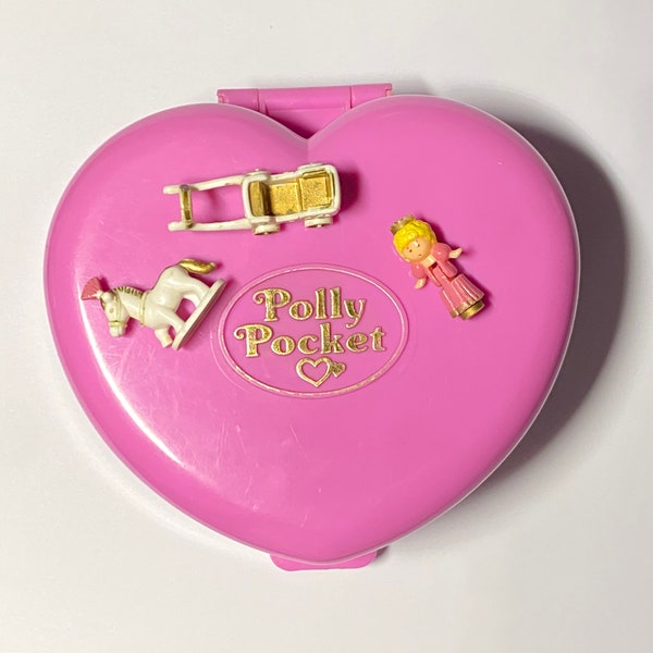 Vintage 1990s Polly pocket - Starlight Castle compact box heart pink doll polly pocket, horse and carriage Pittsbroc toys 1992