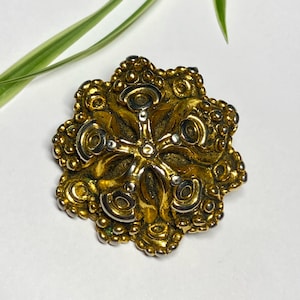 1980s - Golden flower brooch sculptural resin brutal massive style, satellite Paris vintage French Pittsbroc jewelry gift
