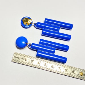 1980s Vintage Dangling clip-on earrings color block geometric electric blue plastic fantastic retro fun jewelry Pittsbroc image 3