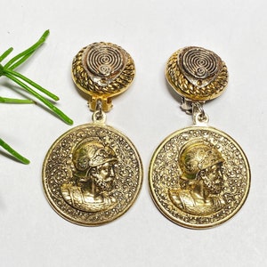 Maxi dangling clip earrings gold silver knight rococo aluminum vintage French jewelry 1970s
