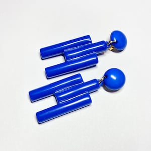 1980s Vintage Dangling clip-on earrings color block geometric electric blue plastic fantastic retro fun jewelry Pittsbroc image 4